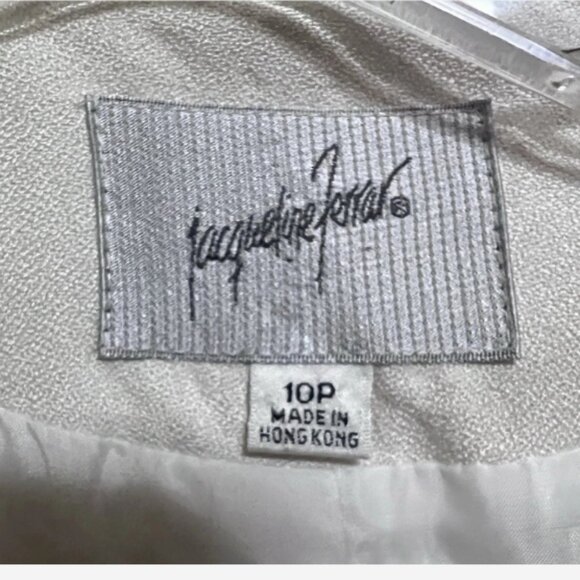 Vintage Jacqueline Ferrar Blazer Skirt Suit Set Size 10P Cream Embroidered - Picture 5 of 6